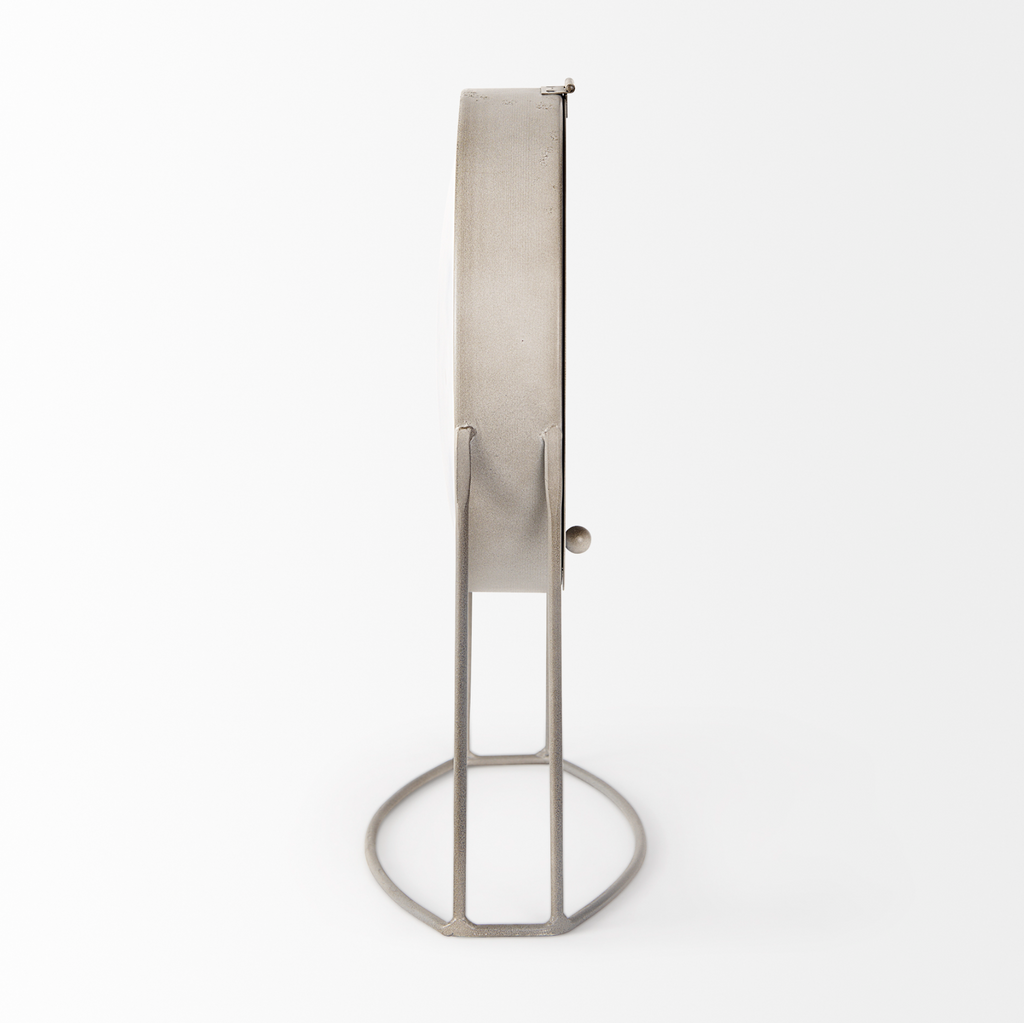 Horloge de table en métal Aurus