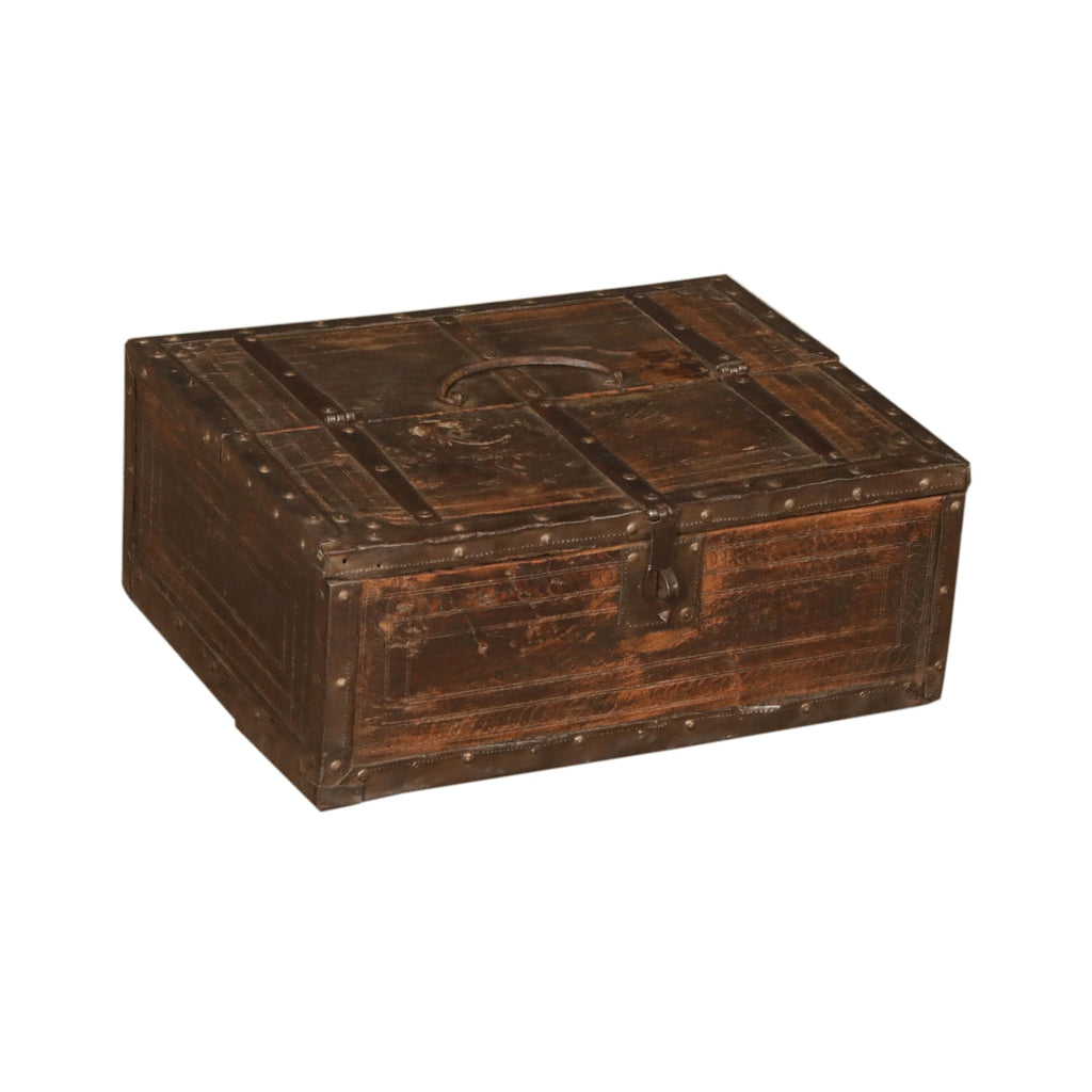 Coffre en bois de teck fabriqué à la main