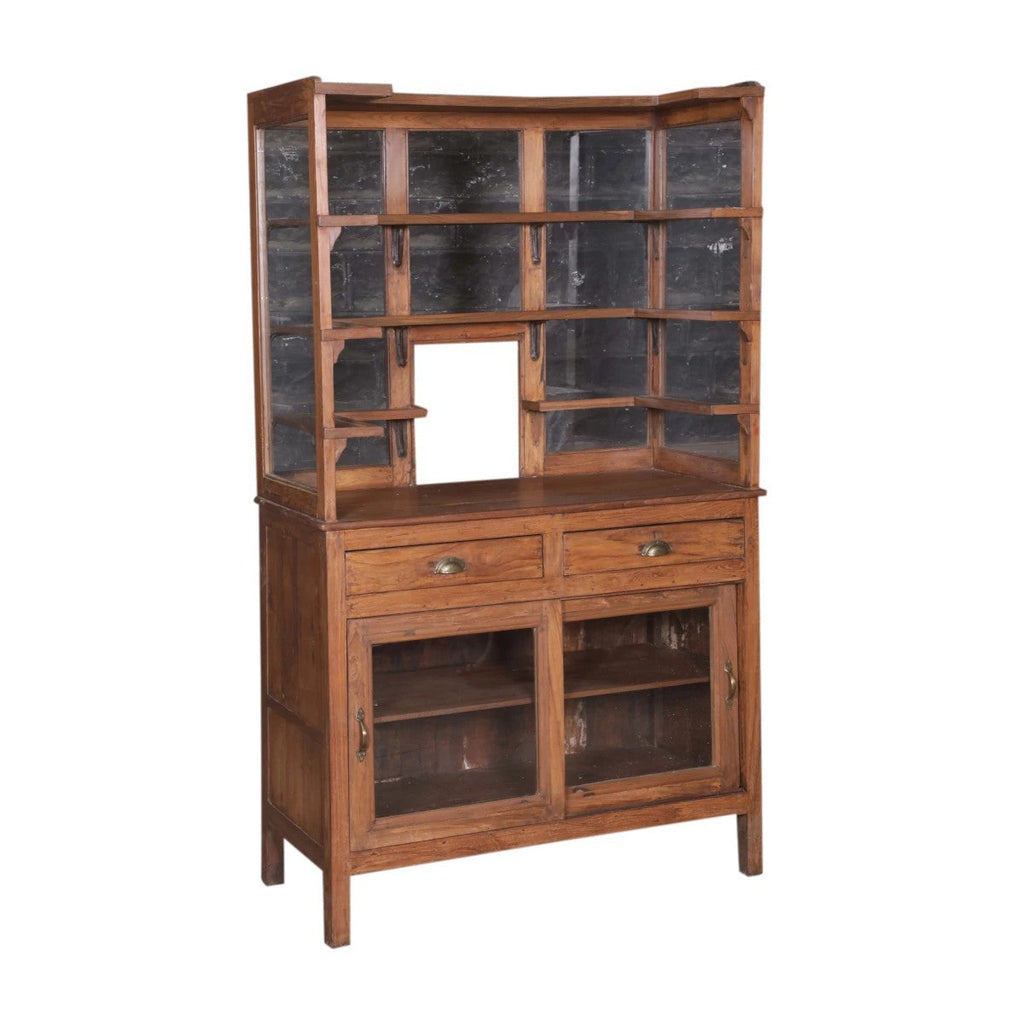 Armoire artisanale avec verre